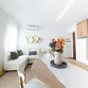 Apartamento Erytheia, Tranquilo, A 150 Metros De La Playa Y Pleno Casco Historico, Conil De La Frontera